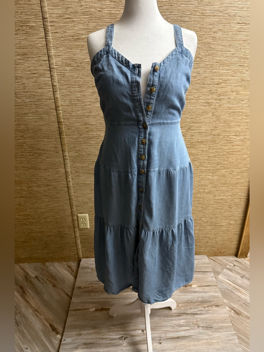 LOFT Tiered Chambray Strappy Dress 4P Petite Light Blue Button-Front V-Neck